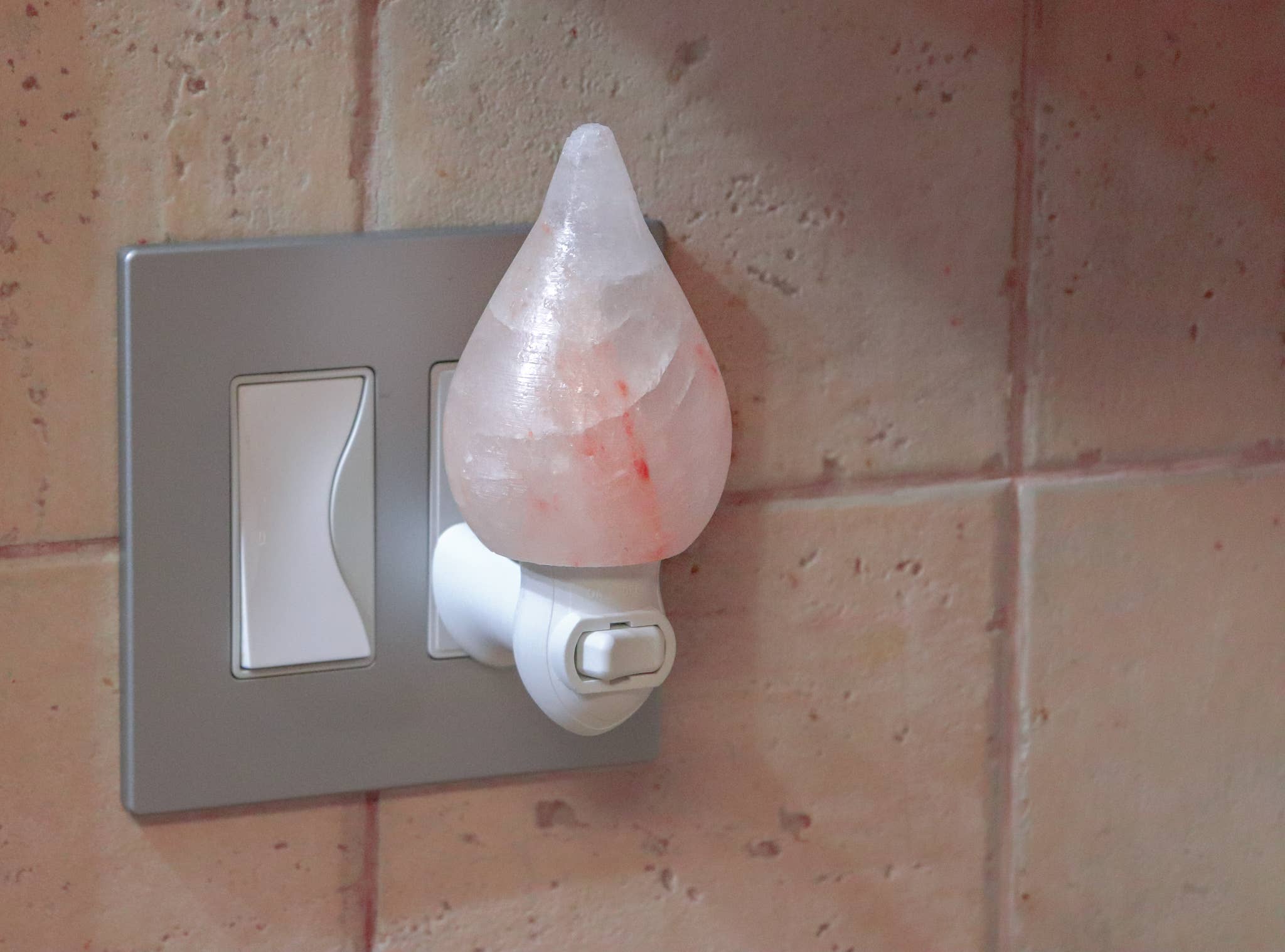 Himalayan Secrets - Himalayan Salt Tear Drop Night Light