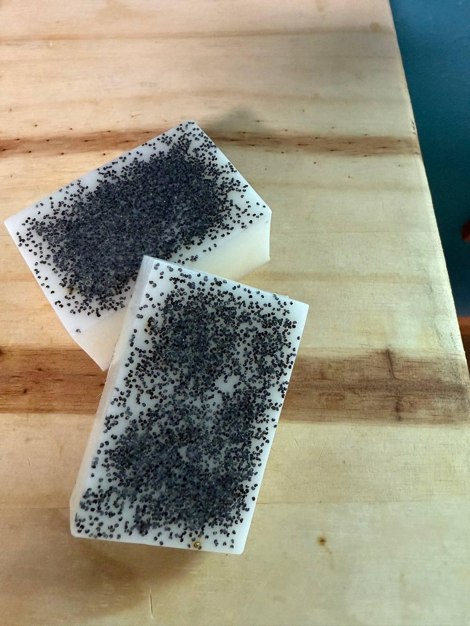 Finleys Farms - Finley’s Farms Goat Milk Soap Bar-Handmade, Natural Skincare: Frankincense & Myrrh