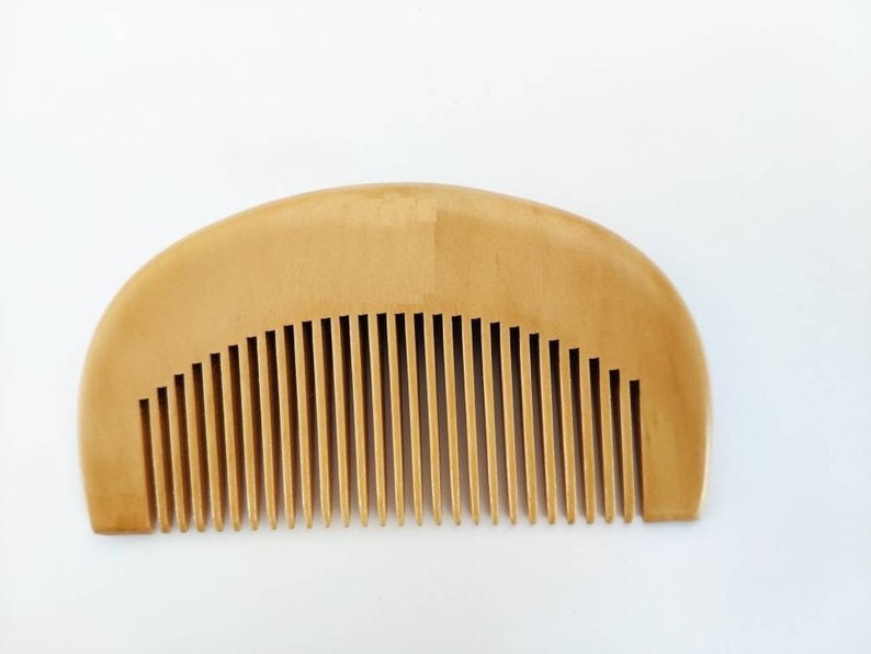Peine de madera para barba